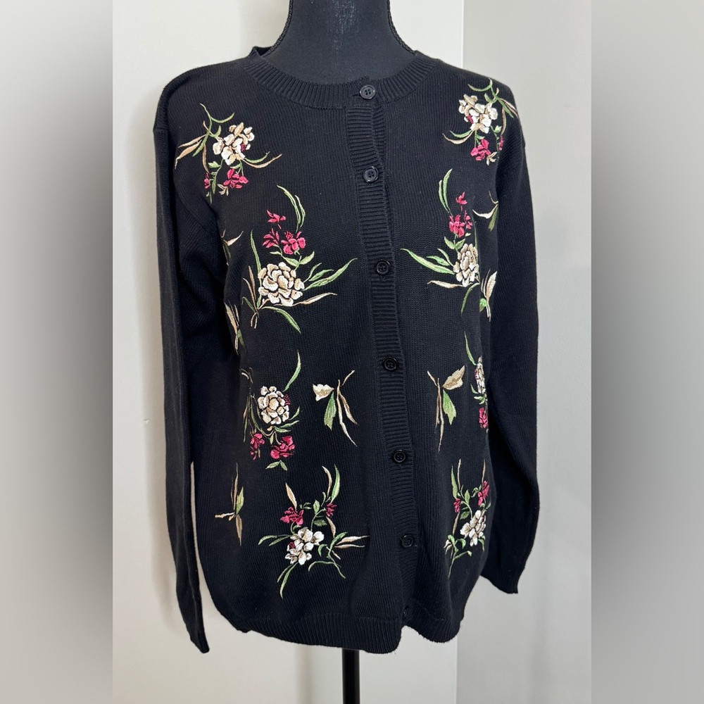   Alfred Dunner Floral Cardigan Small Black Embroidered Cottagecore - Picture 2 of 10